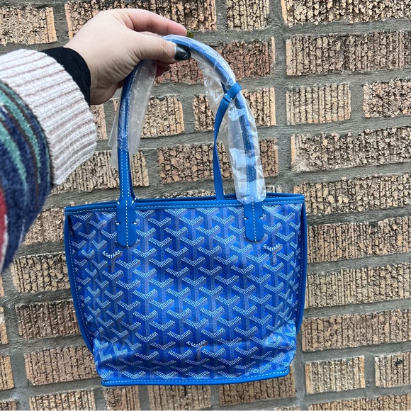 GOYARD - Reversible Mini Anjou - Sky Blue - Picture 3 of 5